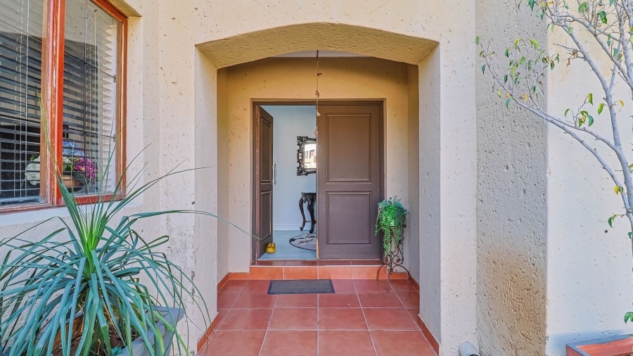 4 Bedroom Property for Sale in Boschdal North West